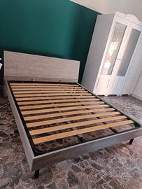 letto matrimoniale  con rete a doghe