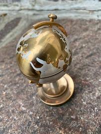 Accendino mappamondo