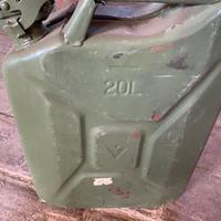 Tanica in ferro gasolio