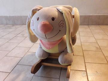 Dondolo peluche Nattou