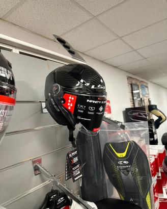 Givi x31 carnon+ Ls2 infinity carbon 2