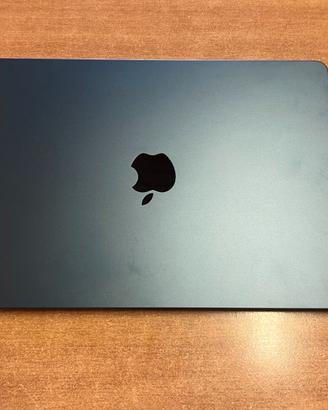 Mac book M2 2022