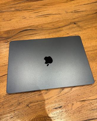 MacBook Air, 15 pollici, M2, 24GB RAM, 1TB SSD
