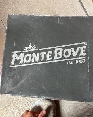 Scarponi lavoro montebove