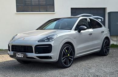Porsche Cayenne Coupé 3.0 V6 E-Hybrid Platinum Edi