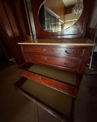 Comò d'Epoca in Legno Pregiato con Specchio e Pian
