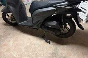 Scooter HONDA SH150 Sport
