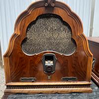 Radio d epoca Cattedrale telefunken