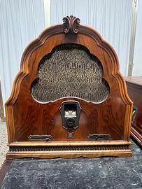 Radio d epoca Cattedrale telefunken