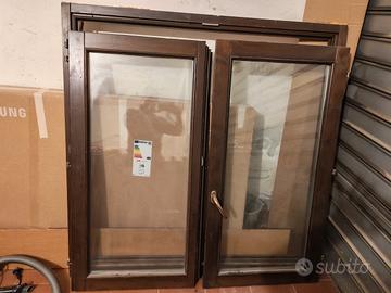 Finestra legno massello