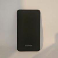 Power bank portatile del marchio Charmast