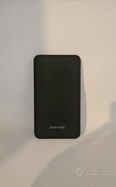 Power bank portatile del marchio Charmast