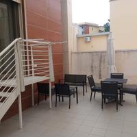 Indipendente arredato+terrazzo+garage+cantina