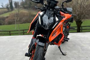 Ktm duke 390 2025