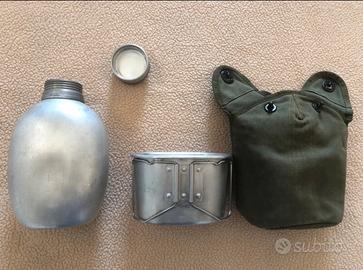 Borraccia militare con gavettino e custodia