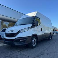 IVECO Furgone *Passo lungo Tetto alto* DAILY35