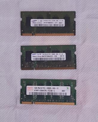 Memoria RAM 1Gb DDR2 per notebook/portatile -3 pz-