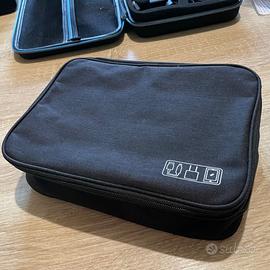 Custodia fotocamera + accessori