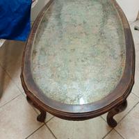 tavolino in legno e vetro 