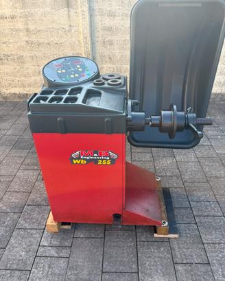 Titolo: Equilibratrice M&B   Engineering WB255