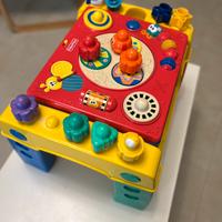 Gioco dinamico Fisher price per bambini 0-3 anni