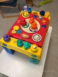 Gioco dinamico Fisher price per bambini 0-3 anni