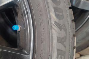 GOMME INVERNALI GOODYEAR + CERCHI PORSCHE DA 19"