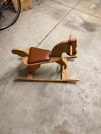Cavallo a dondolo in legno  Moulin Routy