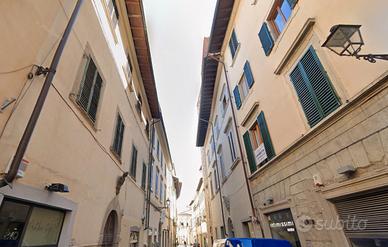 Ampio Trilocale in centro a Prato
