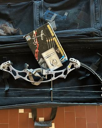 Arco Compound Hoyt Ultra Tec + Kit Acessori