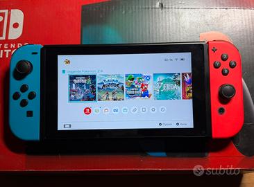 Nintendo Switch Completa di accessori originali