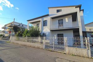 2 LOCALI A GIULIANOVA