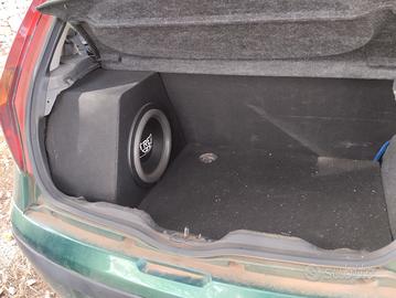 cassa per subwoofer e doppiofondo 