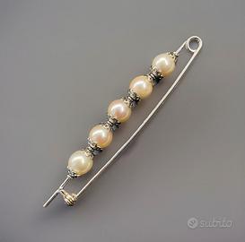 Spilla Oro Bianco 750 Perle Akoya -  6,55 gr.