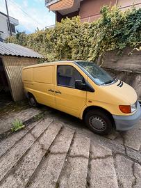 Mercedes-Benz Vito W638 1997