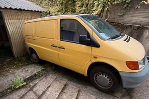 Mercedes-Benz Vito W638 1997