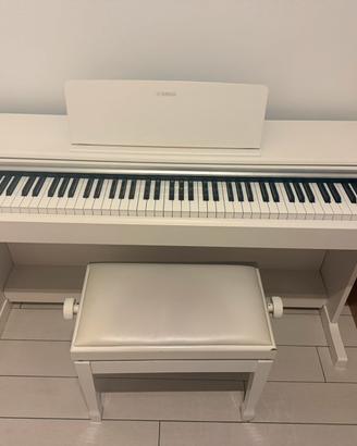 Pianoforte Yamaha Arius YDP-144 white