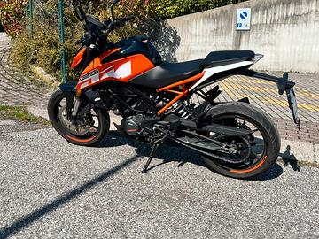 Ktm duke 125 2017 abs