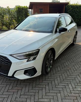 Audi A3 SPORTBACK 35 TDI SLINE