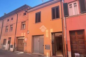 CASA INDIPENDENTE A MASSA LOMBARDA