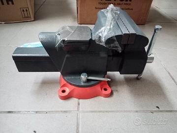 morsa da banco base girevole con incudine