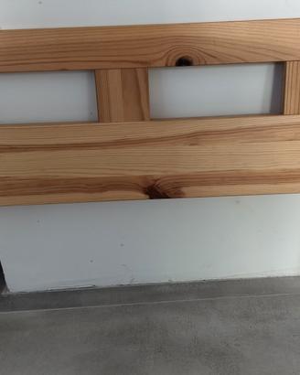 Lettino Ikea per bambini, finitura legno
