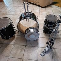 Batteria Yamaha + Charleston Pearl