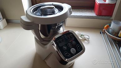 Moulinex Cuisine Companion  HF 800,