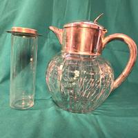 Brocca vintage vetro molato con tubo ghiaccio
