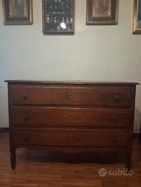 cassettone a tre cassetti
