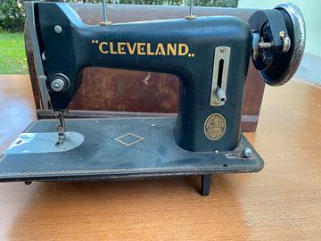 Macchina da cucire, anni 900