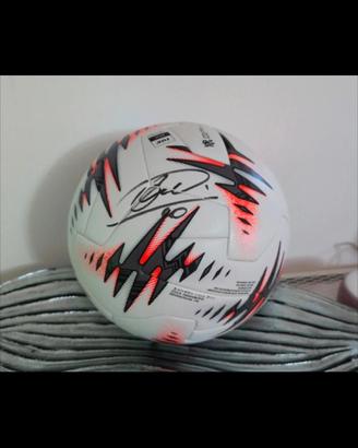 Pallone autografato a mano Totti con pre COA 
