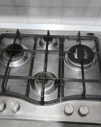 Cucina scavolini? Tre metri ottantasette? Completa