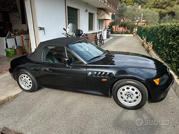 Z3 Nero interno pelle nera .
